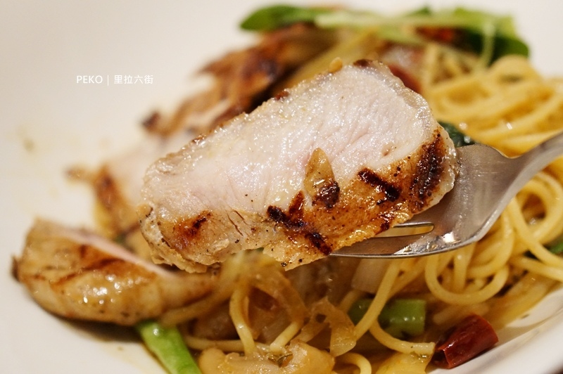 新店美食.新店早午餐.里拉六街.中央六街美食.里拉六街菜單.里拉六街新店.里拉六街歐陸廚房.里拉六街義大利麵.