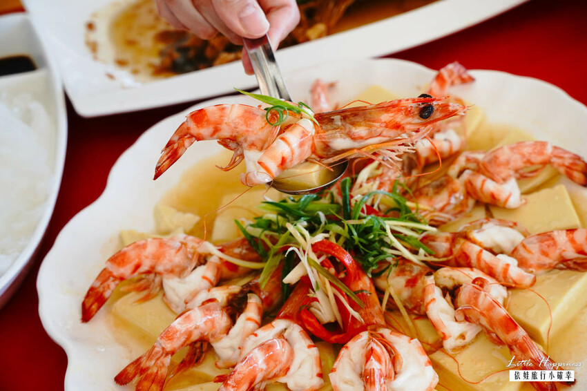 澎湖海鮮推薦| 阿挺海鮮美食，澎湖自家漁船打撈特色海鮮，品嘗當地特有海膽/紅螺/小管麵線