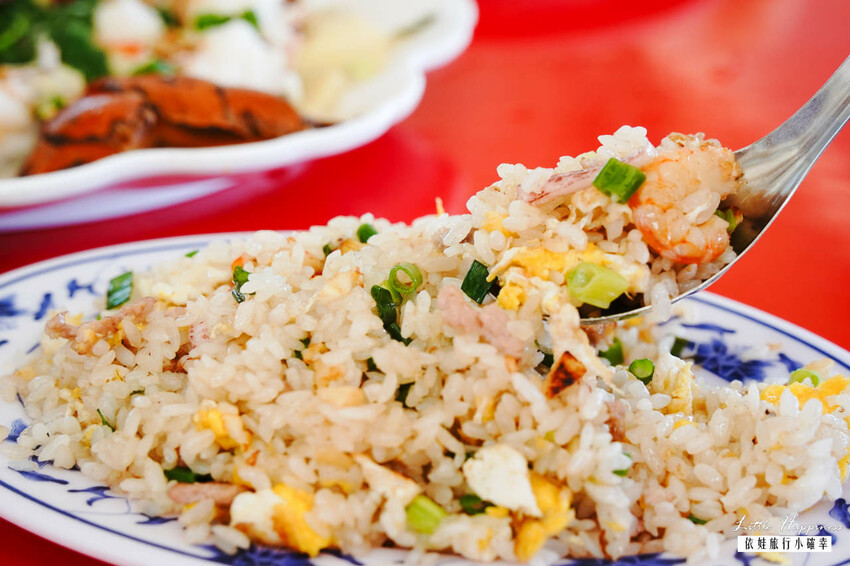 澎湖海鮮推薦| 阿挺海鮮美食，澎湖自家漁船打撈特色海鮮，品嘗當地特有海膽/紅螺/小管麵線