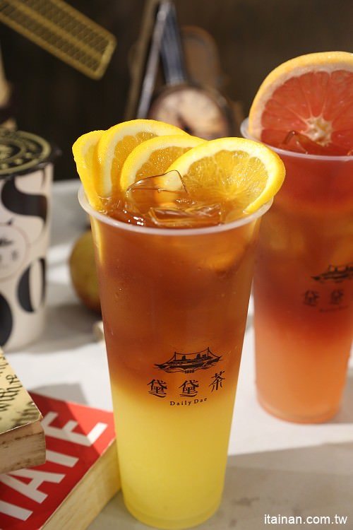 黛黛茶Daily Dae~台中精明商圈IG打卡新亮點!歐風茶飲x紅磚老洋房的紅茶時光，來個時尚奢華的貴婦下午茶吧! - 台南好Food遊