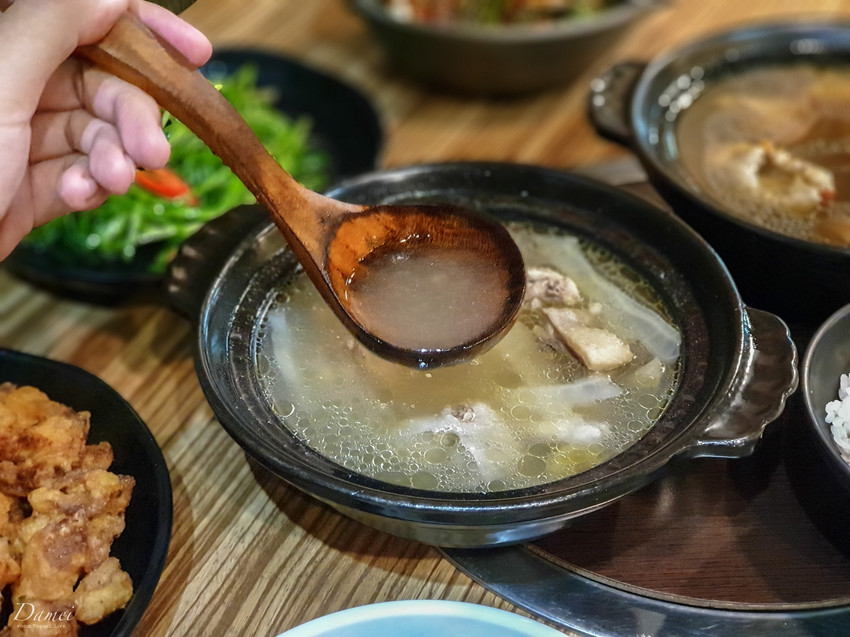 高雄新興｜領鮮迷你土雞鍋-百元個人土雞鍋，多種平價土雞料理