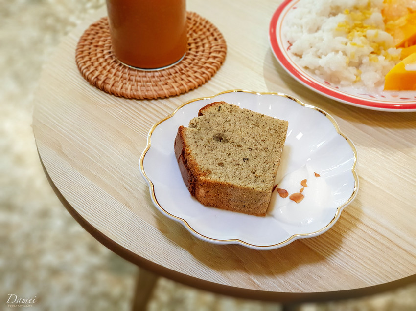 高雄苓雅｜頂加甜點-季節限定芒果糯米飯與樸實手作甜點