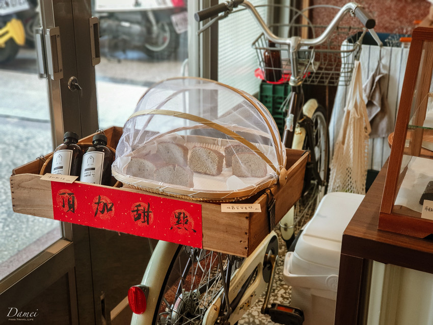 高雄苓雅｜頂加甜點-季節限定芒果糯米飯與樸實手作甜點