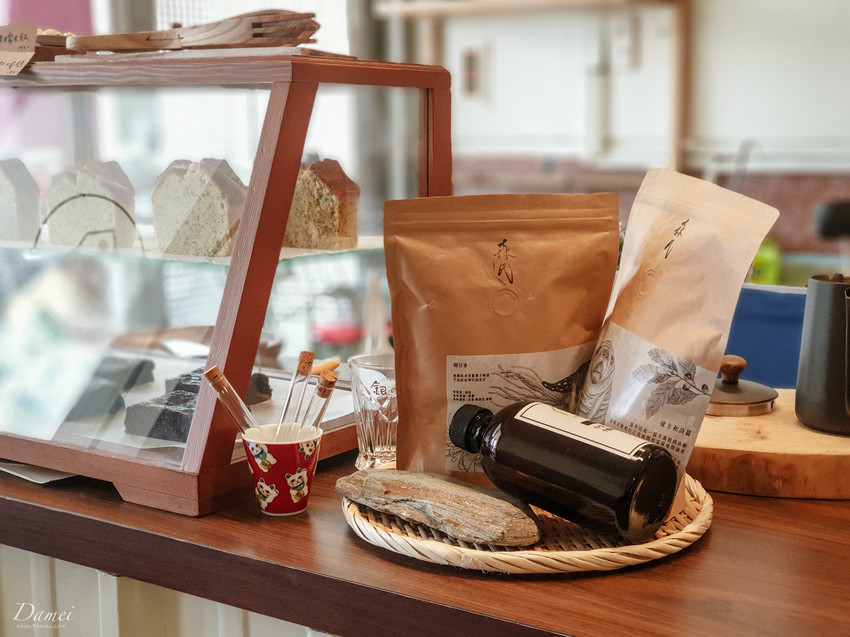 高雄苓雅｜頂加甜點-季節限定芒果糯米飯與樸實手作甜點