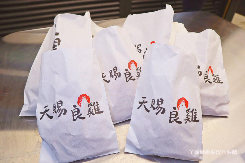 竹北鹹酥雞推薦天賜良雞!必吃超彈牙魷魚板條、三角骨、花枝炸、甜不辣紅片,新竹宵夜推薦!