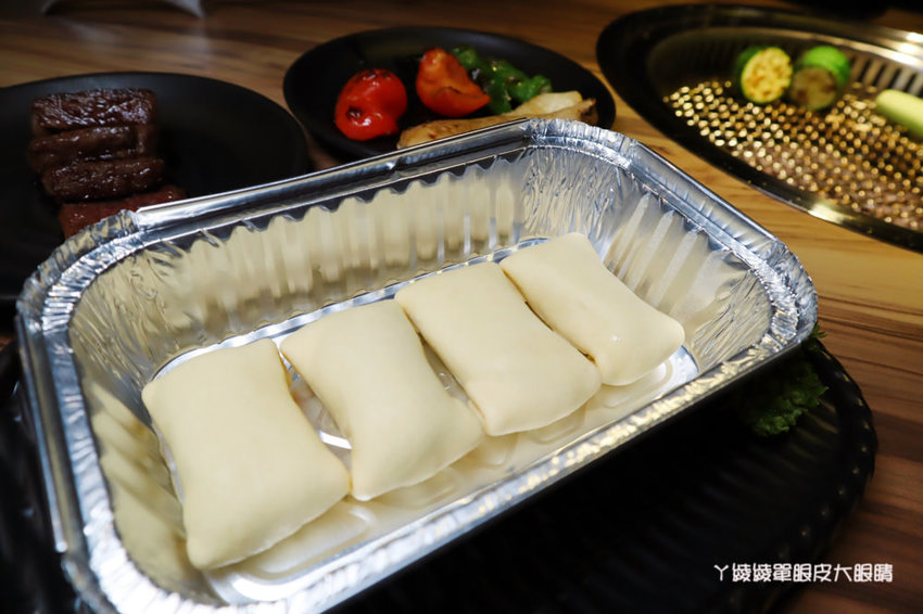 新竹燒肉推薦大股熟成燒肉專門！台中超人氣燒烤店來竹北，全台唯一清酒販賣機，專人代烤、必吃超厚切牛舌