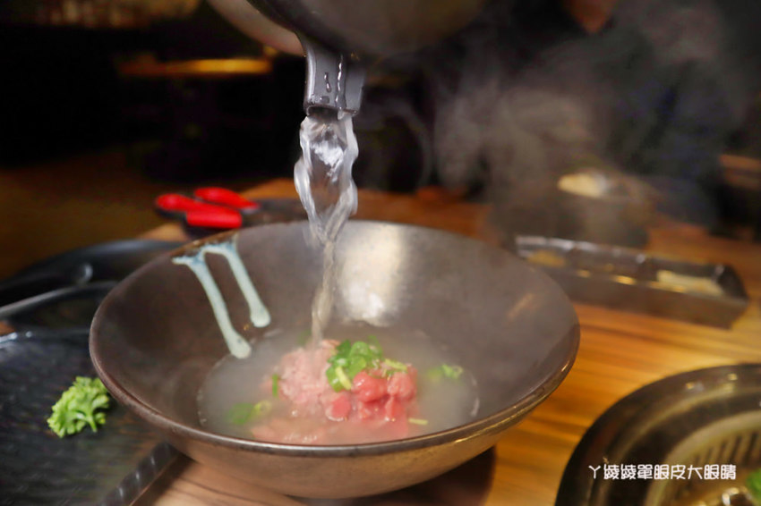 新竹燒肉推薦大股熟成燒肉專門！台中超人氣燒烤店來竹北，全台唯一清酒販賣機，專人代烤、必吃超厚切牛舌