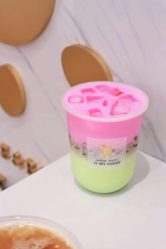 2019-08-27 01.58.40 3-01.jpg