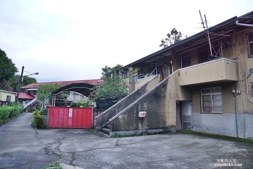 [南投 兩天一夜行程 ] 省府日常散策 漫遊中興新村 騎乘協力車巷弄深度旅行 - 安妮的天空