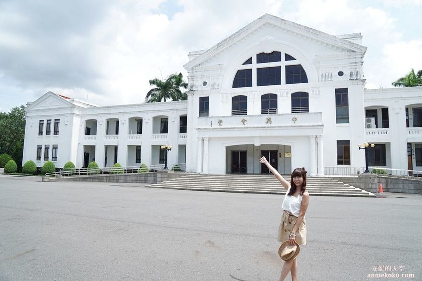 [南投 兩天一夜行程 ] 省府日常散策 漫遊中興新村 騎乘協力車巷弄深度旅行 - 安妮的天空