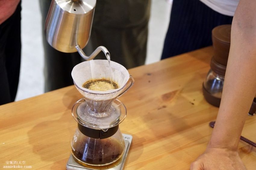 [南投 兩天一夜行程 ] 省府日常散策 漫遊中興新村 騎乘協力車巷弄深度旅行 - 安妮的天空