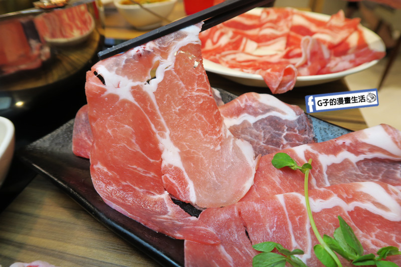 【板橋火鍋】沸騰極致涮涮鍋.鍋物霸王肉盤只要580