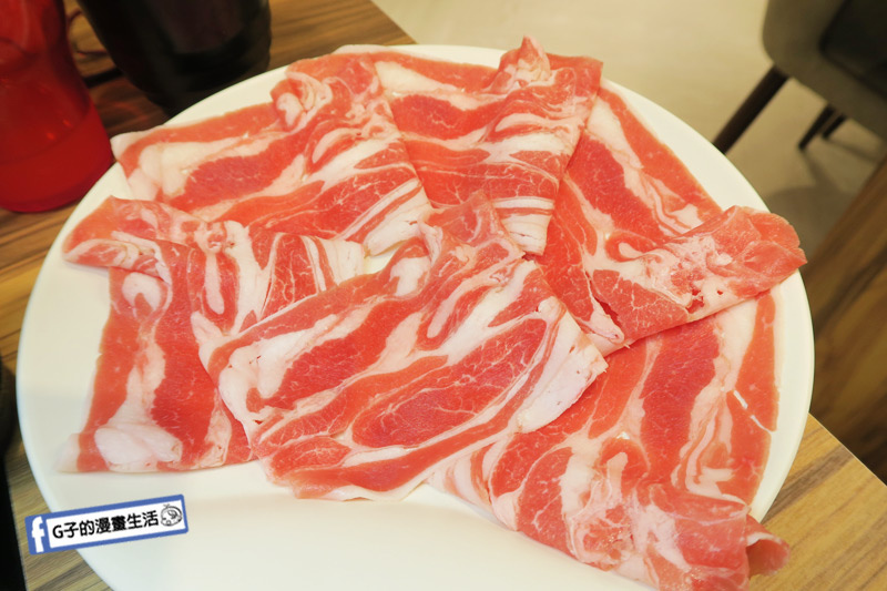 【板橋火鍋】沸騰極致涮涮鍋.鍋物霸王肉盤只要580