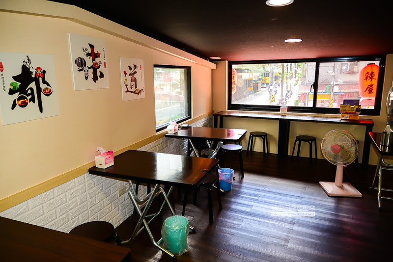 辣屋 川味冒菜-華翠橋下親民價格,食材多樣的板橋麻辣小火鍋涼麵