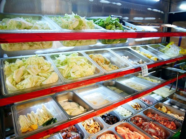 【板橋麻辣小火鍋涼麵】辣屋 川味冒菜 #四川風味 #冒菜 #狼牙土豆 #鐵蛋 #涼麵 (19).JPG