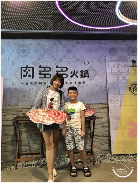 0878D325-C8C8-428C-867F-55867636939C