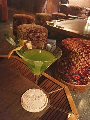 Staff only club - 世上所有的聽說都需要親眼去見證它的浪漫