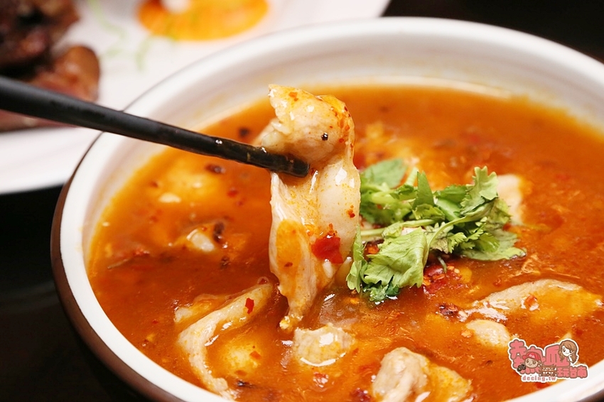 別再路過了！八十年日式老宅內的特色風味料理，天天都有專人駐唱：留香居海鮮燒烤音樂餐廳 - 熱血玩台南。跳躍新世界