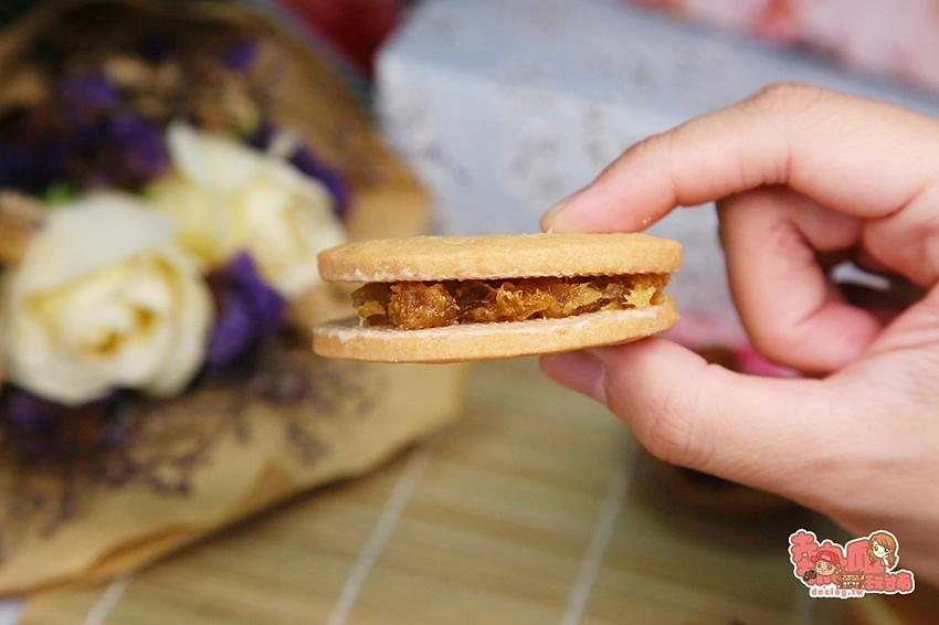 【台南麵包】對不起真的要限量！超大顆金元寶讓你吃到跳起來：鳥麵包 - 熱血玩台南。跳躍新世界