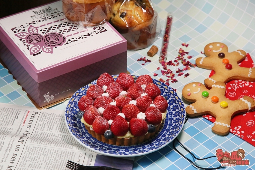 【台南麵包】對不起真的要限量！超大顆金元寶讓你吃到跳起來：鳥麵包 - 熱血玩台南。跳躍新世界