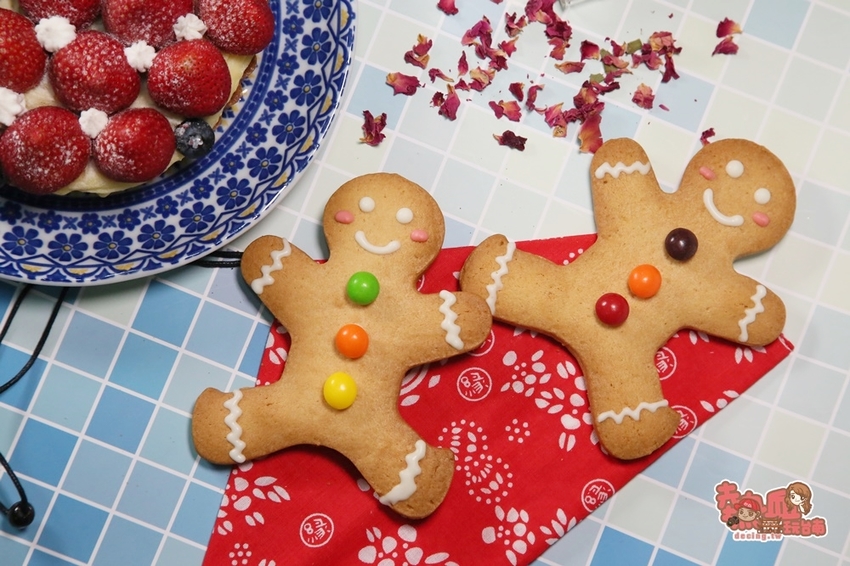 【台南麵包】對不起真的要限量！超大顆金元寶讓你吃到跳起來：鳥麵包 - 熱血玩台南。跳躍新世界
