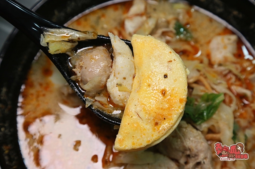 最浮誇的肉多多鍋燒，營業到凌晨的育樂街宵夜美食：御鍋燒 - 熱血玩台南。跳躍新世界