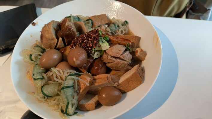 【公館美食】麻辣巴蕾Malaba-正宗重慶酸辣粉、綜合滷味