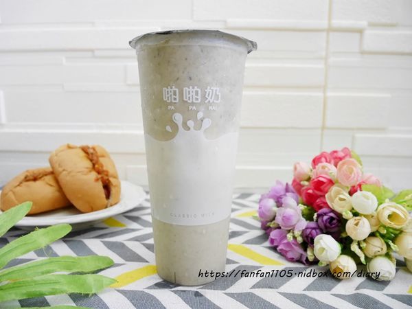 【內科飲料外送】Classic Milk #CM #啪啪奶 #台灣在地水果 #木瓜牛奶 #紅心芭樂 #現打果汁 #熱狗堡 (13).JPG