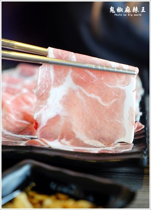 【嘉義民雄】鬼椒麻辣王.火鍋吃到飽首選! 肉品、海鮮、蔬菜、火鍋料、甜點、冰淇淋、啤酒、冷熱飲通通無限享用!