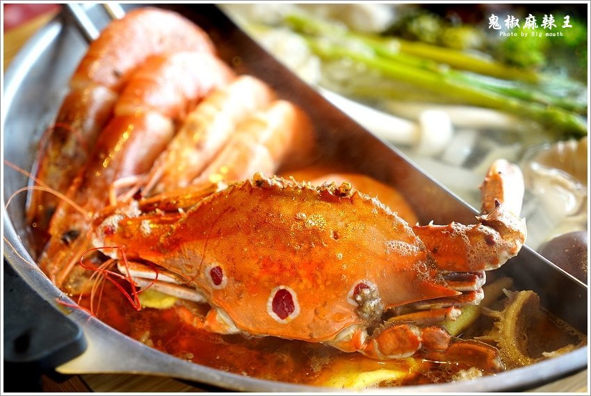 【嘉義民雄】鬼椒麻辣王.火鍋吃到飽首選! 肉品、海鮮、蔬菜、火鍋料、甜點、冰淇淋、啤酒、冷熱飲通通無限享用!