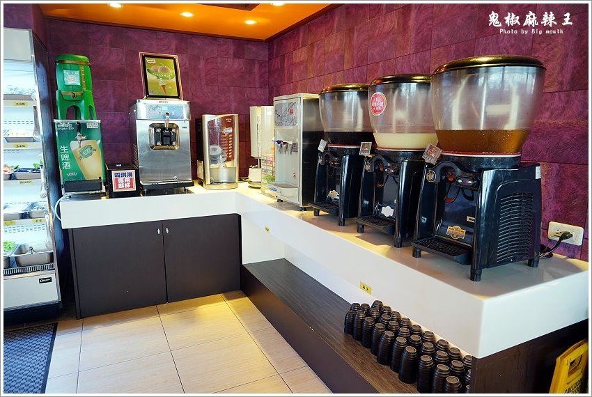 【嘉義民雄】鬼椒麻辣王.火鍋吃到飽首選! 肉品、海鮮、蔬菜、火鍋料、甜點、冰淇淋、啤酒、冷熱飲通通無限享用!