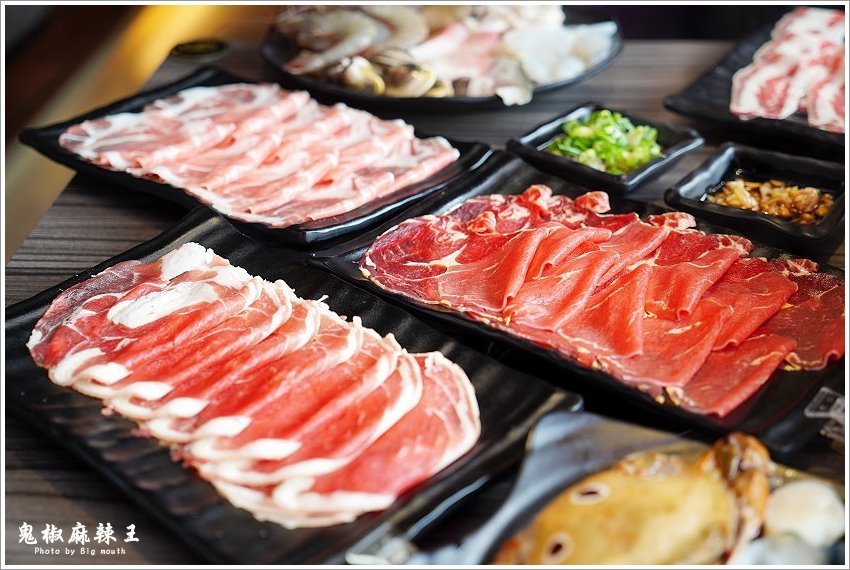 【嘉義民雄】鬼椒麻辣王.火鍋吃到飽首選! 肉品、海鮮、蔬菜、火鍋料、甜點、冰淇淋、啤酒、冷熱飲通通無限享用!