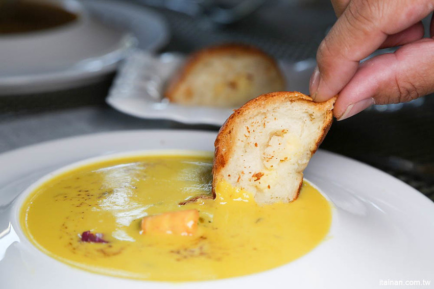 沐丰法式料理~道道驚喜的暖心料理加上親民價格,結合法式料理與東方藝術元素,有溫度的質感法式餐廳! - 台南好Food遊