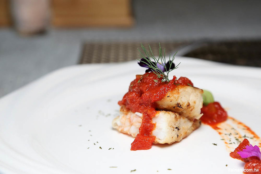 沐丰法式料理~道道驚喜的暖心料理加上親民價格,結合法式料理與東方藝術元素,有溫度的質感法式餐廳! - 台南好Food遊
