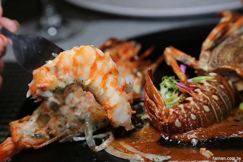 沐丰法式料理~道道驚喜的暖心料理加上親民價格,結合法式料理與東方藝術元素,有溫度的質感法式餐廳! - 台南好Food遊