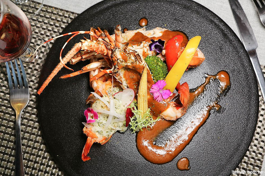 沐丰法式料理~道道驚喜的暖心料理加上親民價格,結合法式料理與東方藝術元素,有溫度的質感法式餐廳! - 台南好Food遊