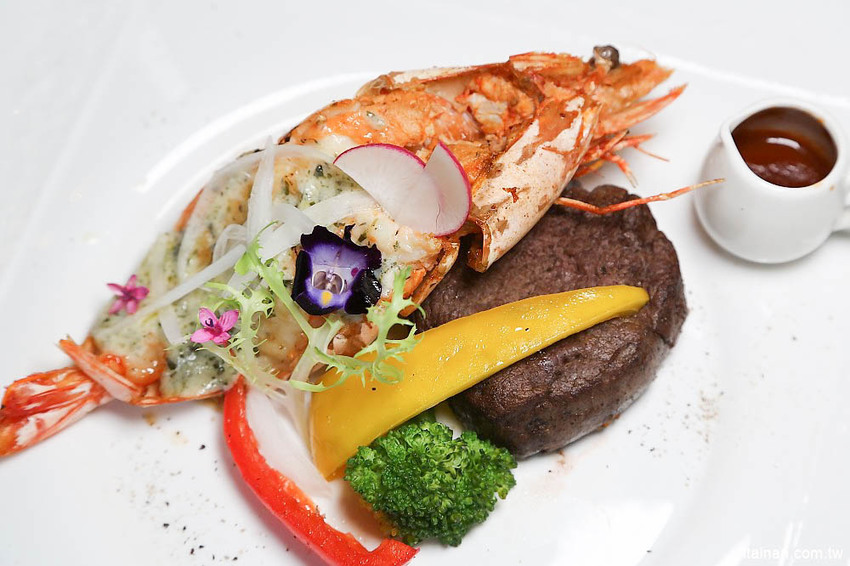 沐丰法式料理~道道驚喜的暖心料理加上親民價格,結合法式料理與東方藝術元素,有溫度的質感法式餐廳! - 台南好Food遊