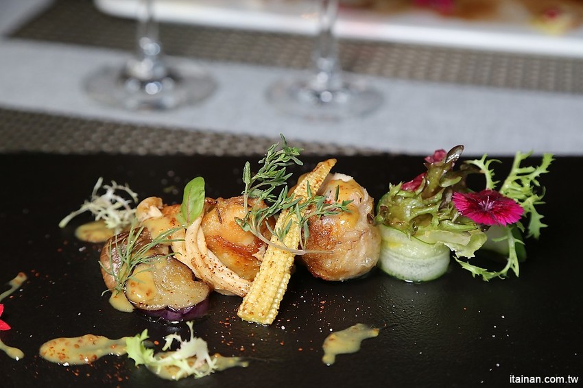 沐丰法式料理~道道驚喜的暖心料理加上親民價格,結合法式料理與東方藝術元素,有溫度的質感法式餐廳! - 台南好Food遊