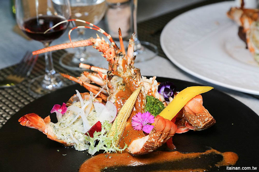 沐丰法式料理~道道驚喜的暖心料理加上親民價格,結合法式料理與東方藝術元素,有溫度的質感法式餐廳! - 台南好Food遊