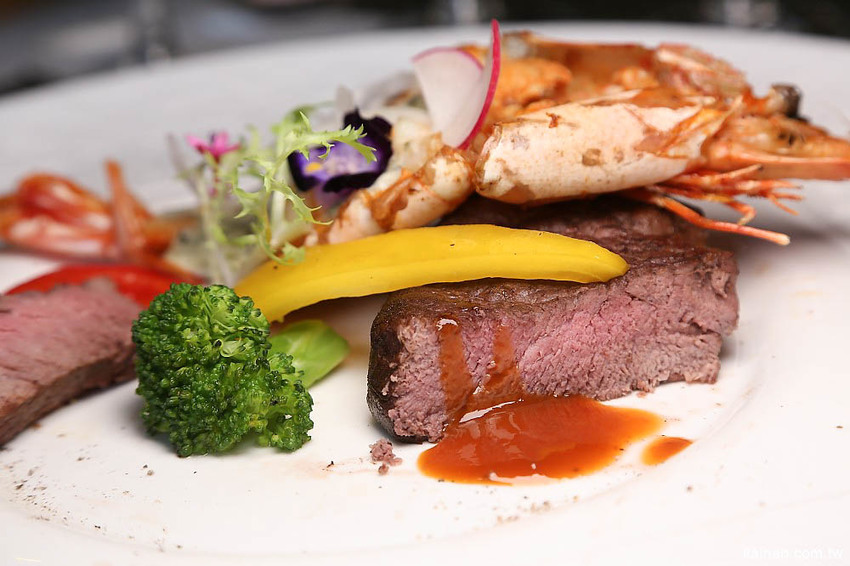 沐丰法式料理~道道驚喜的暖心料理加上親民價格,結合法式料理與東方藝術元素,有溫度的質感法式餐廳! - 台南好Food遊