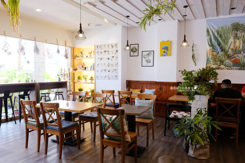 苗栗美食│植感咖啡-走進植栽系咖啡館，綠意空間裡享用下午茶 - 藍色起士的美食主義