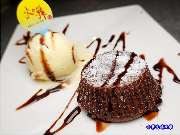 北海道巧克力融漿-火之舞和牛燒烤吃到飽-桃園店 (3).jpg