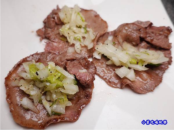 蔥鹽牛舌烤雙面-火之舞和牛燒烤吃到飽桃園店.jpg