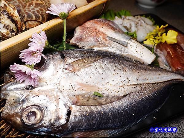 竹夾魚一夜干-火之舞和牛燒烤吃到飽-桃園店 (1).jpg