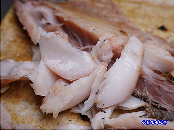 竹夾魚一夜干-火之舞和牛燒烤吃到飽-桃園店 (2).jpg