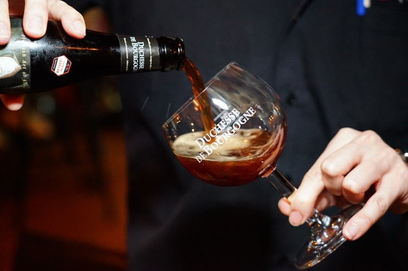 [大安區美食]中秋節聚餐就來這吧! ABV地中海餐酒館推出中秋節燒烤4-6人套餐 中秋節烤肉免準備超省事，365天都品嘗不完的精釀啤酒餐廳 不限時運動轉播餐酒館  國父紀念館捷運站美食