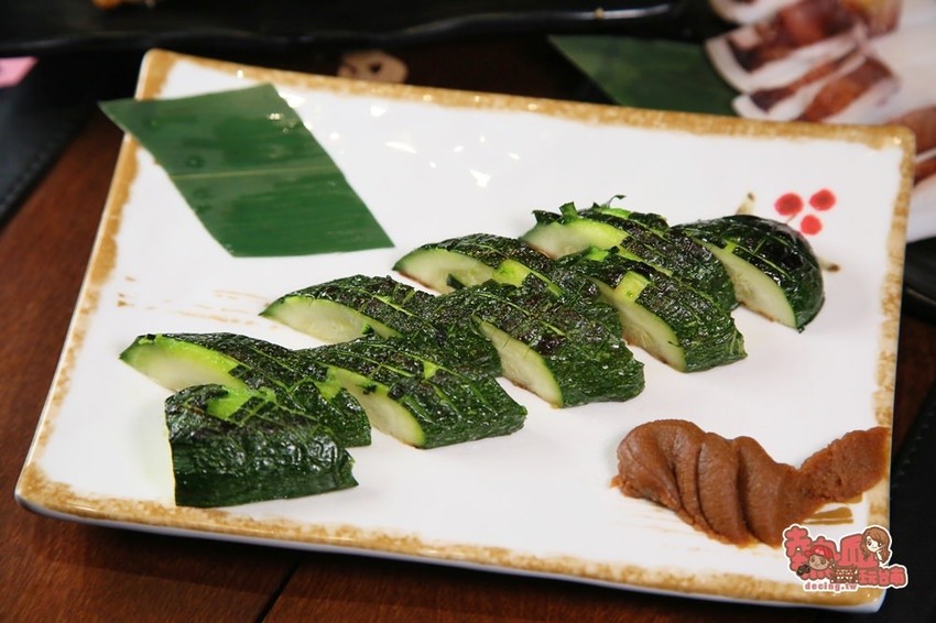 【嘉義宵夜】這間居酒屋好狂，平日推出串燒半價！還有調酒飲品喝到飽：72候の炙燒物 - 熱血玩台南。跳躍新世界