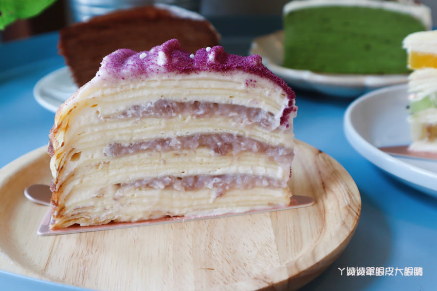 來自宜蘭的鄉間座千層蛋糕專賣店,終於來新竹巨城四樓快閃!讓甜點控尖叫的平價千層蛋糕