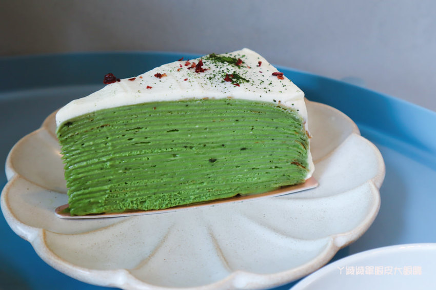 來自宜蘭的鄉間座千層蛋糕專賣店,終於來新竹巨城四樓快閃!讓甜點控尖叫的平價千層蛋糕