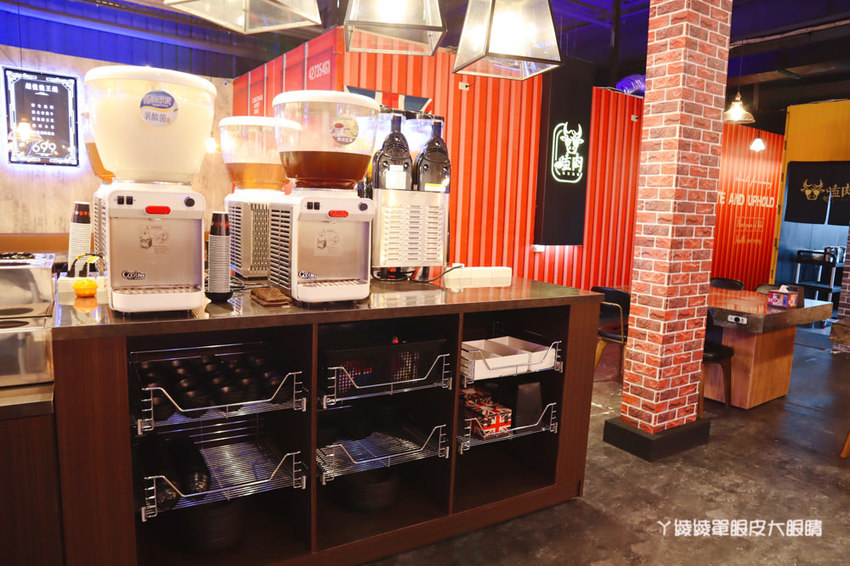 新竹火鍋推薦嗑肉石鍋新竹經國店!肉肉狂人必吃!大份量肉盤只要兩百多元,花599元就能爽吃和牛